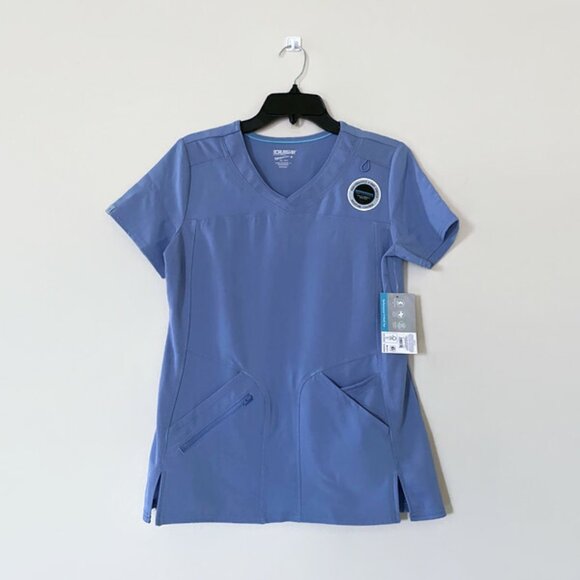 V neck scrub top with pockets - Picture 1 of 6